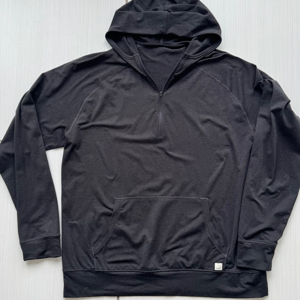 Vuori Men’s quarter zip hoodie with pockets